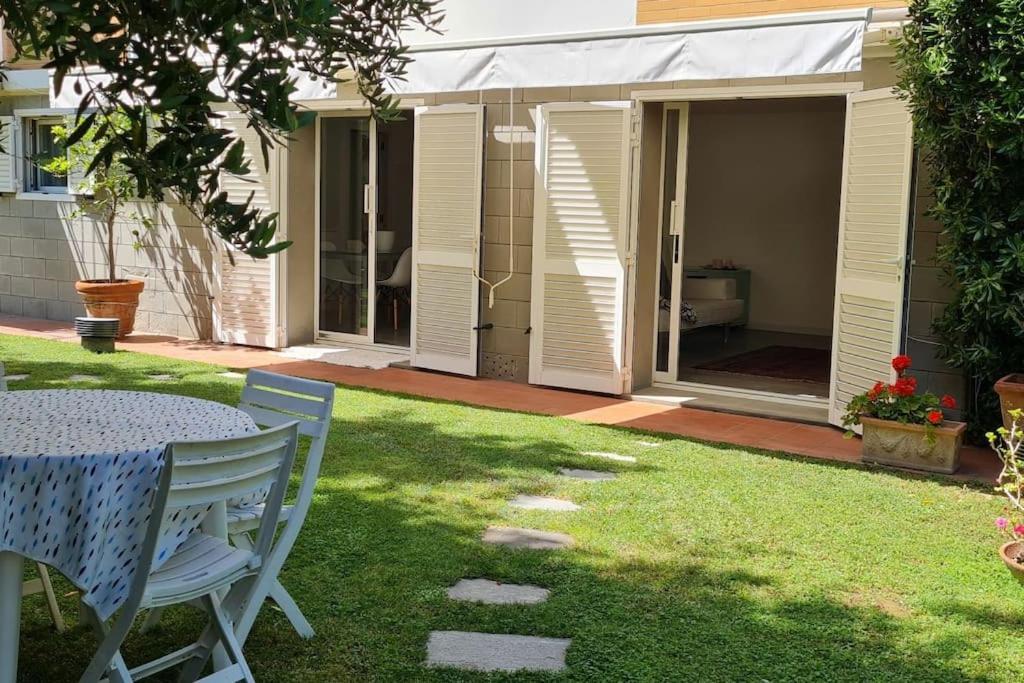 In Giardino Da Tommaso Lejlighed Livorno Eksteriør billede